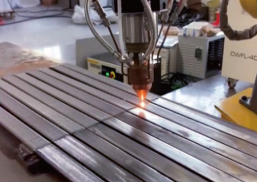 精細(xì)化工部件激光熔覆